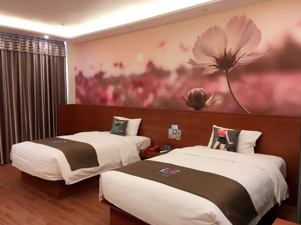 Pai Hotel Huiam Jinghenggu Plaza Jinhu  Eksteriør billede